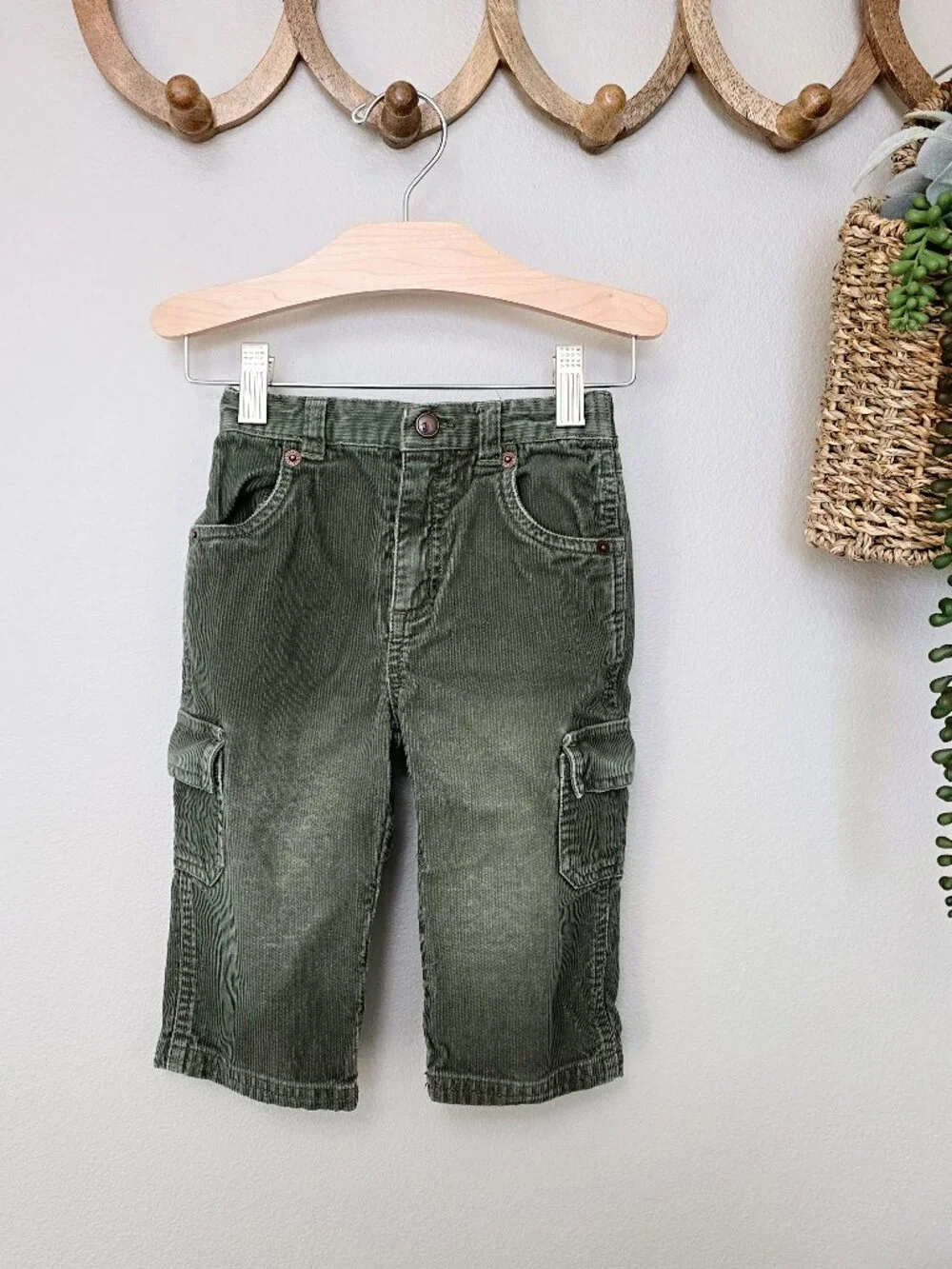 Gymboree 12-18M Olive Green Cargo Corduroy Pants with Copper Hardware